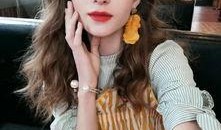 国产模特在线,展现东方魅力，引领时尚潮流